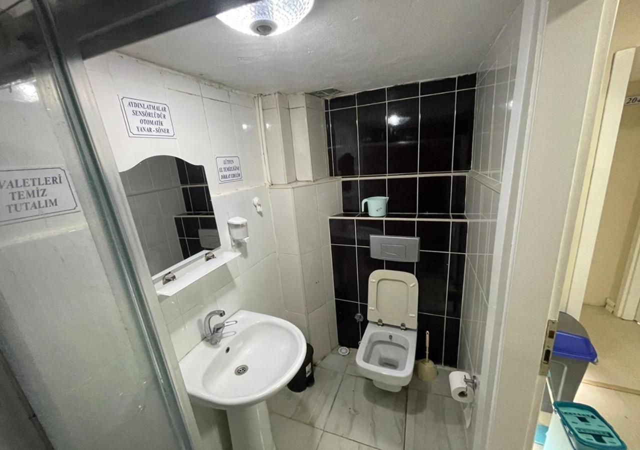 Meydan Pansiyon Uskudar Hotel Istanboel Buitenkant foto