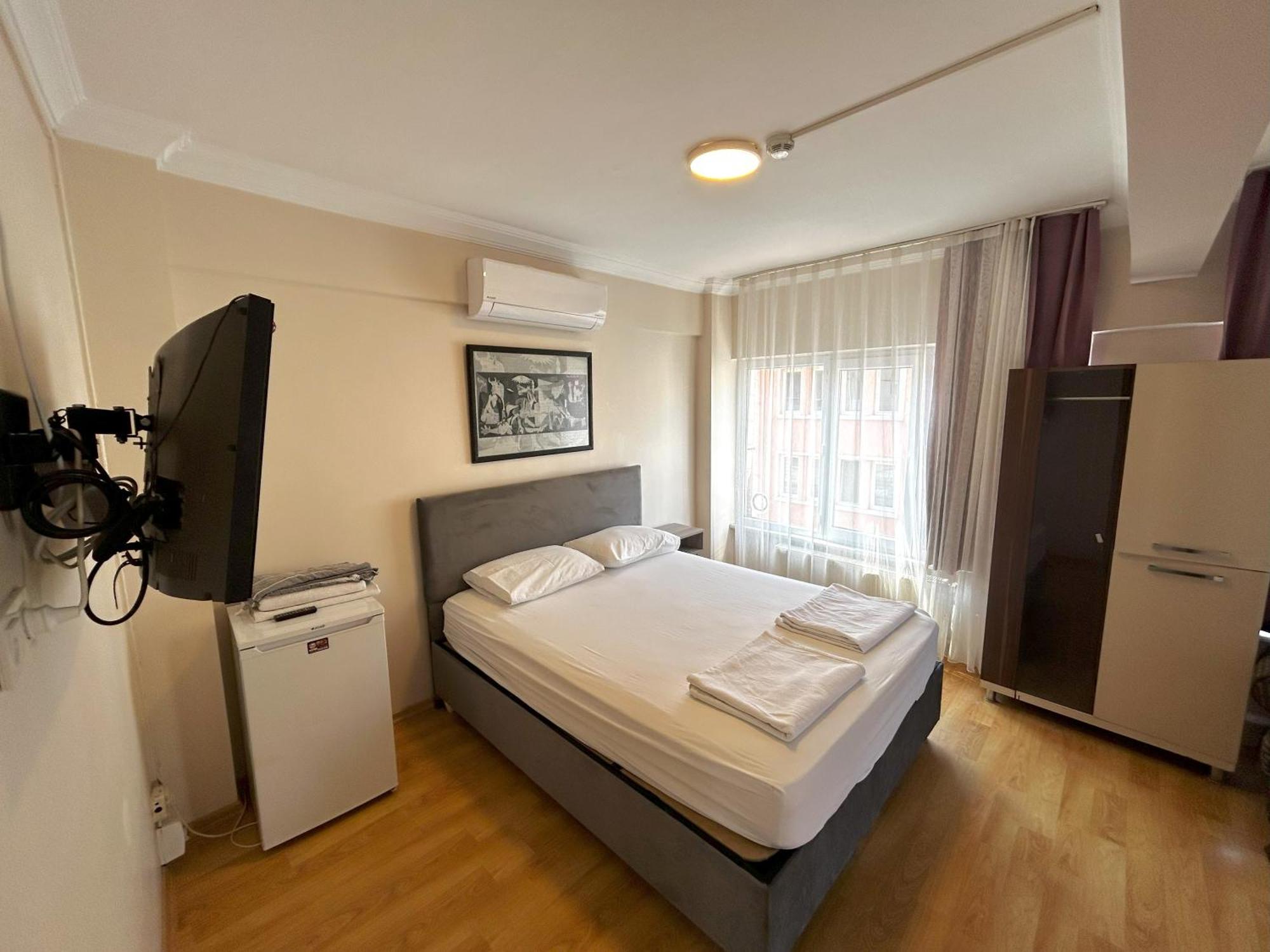 Meydan Pansiyon Uskudar Hotel Istanboel Buitenkant foto